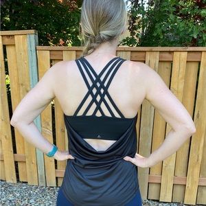 Like new, Prana yoga top, size small